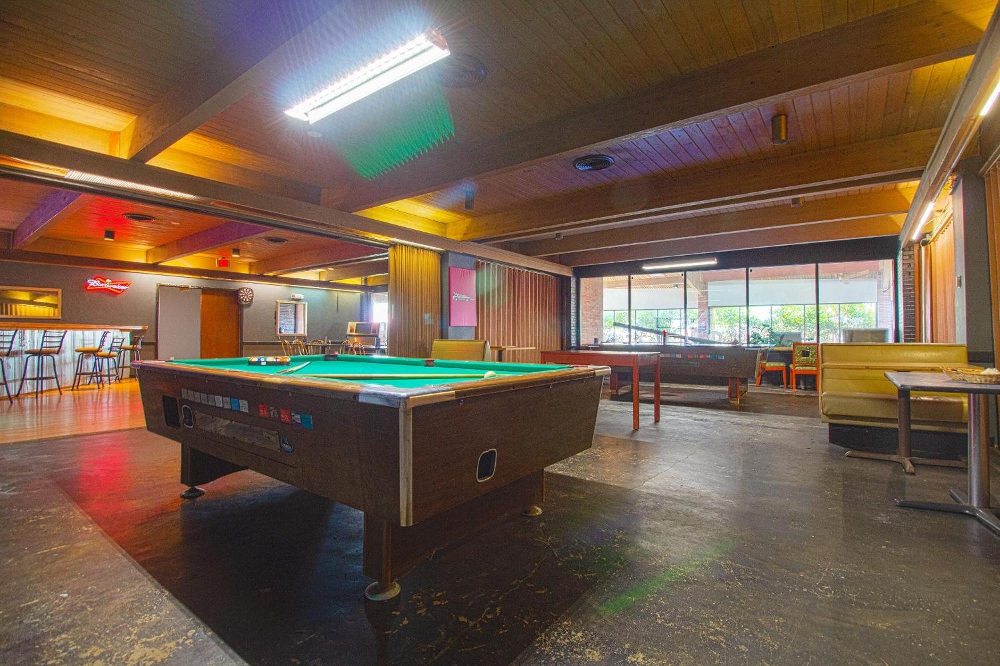 American Best Inn By Oyo I-35 Perry Near Lake Mcmurtry ภายนอก รูปภาพ