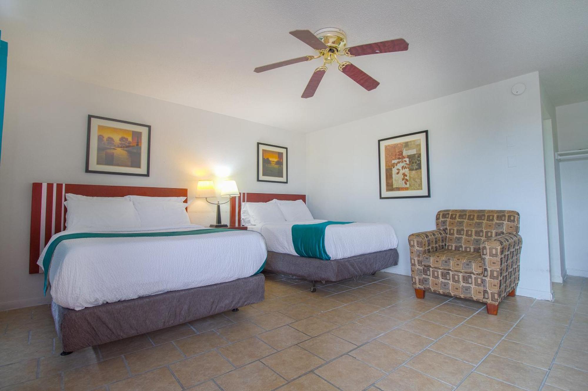 American Best Inn By Oyo I-35 Perry Near Lake Mcmurtry ภายนอก รูปภาพ